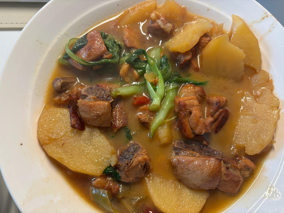 好吃到原地爆炸的黄焖鸡