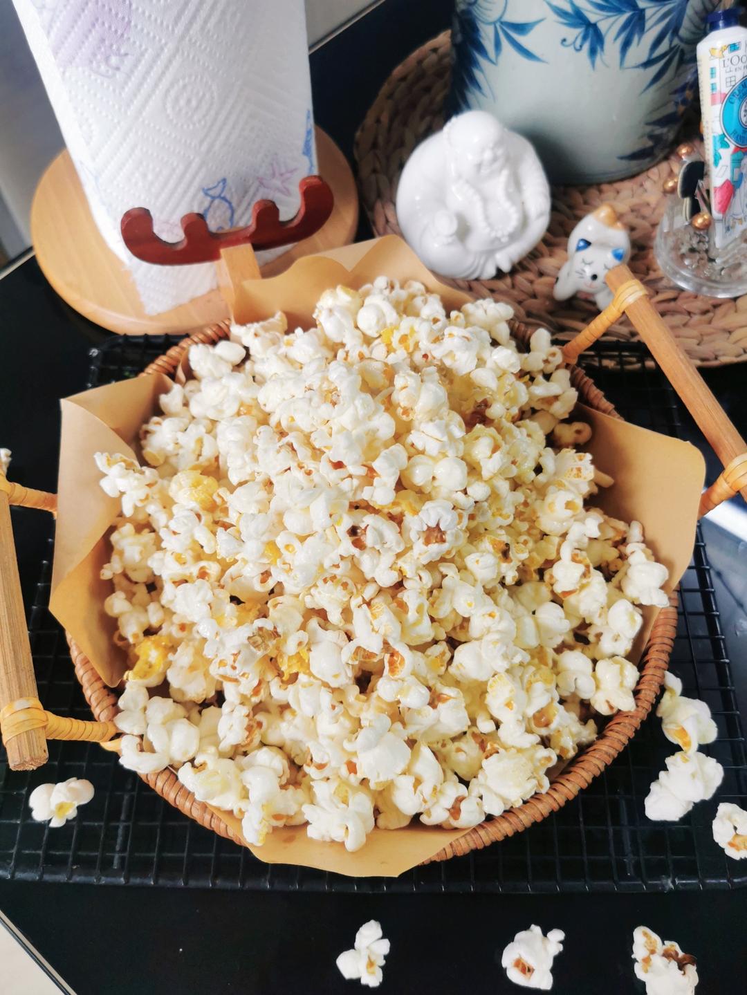 爆米花来了！！！超级简单易上手的焦糖/巧克力爆米花