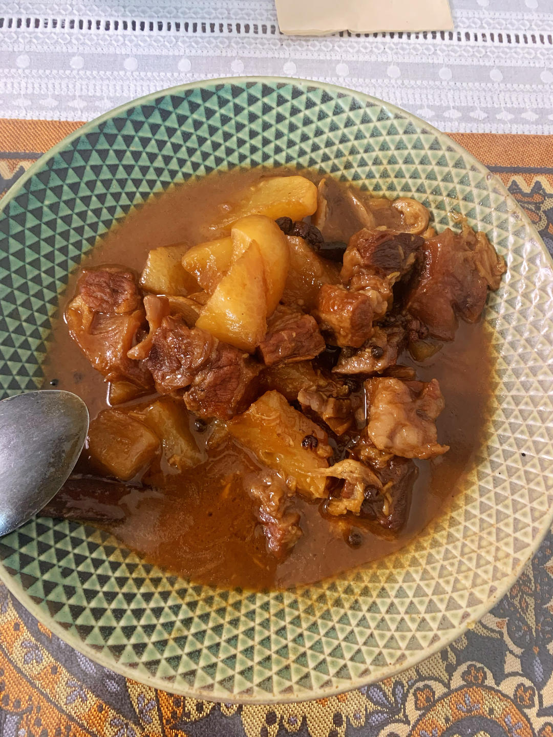 萝卜炖牛腩