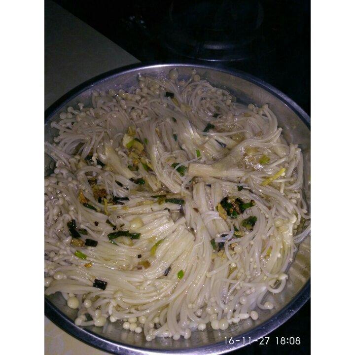葱油蒸金针菇