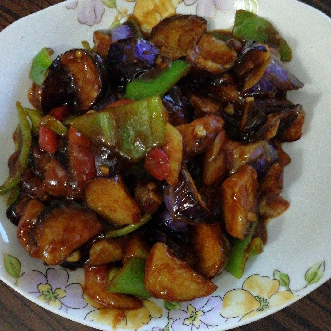 彩云满天1做的红烧茄子