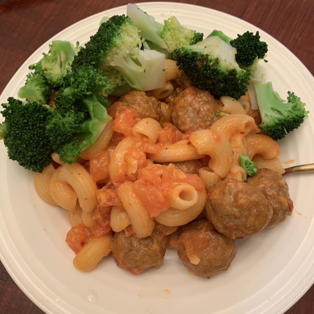 番茄肉酱意大利面
