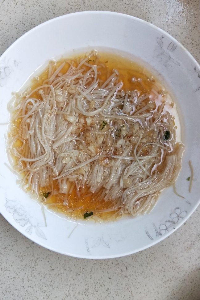 蒜蓉蒸金针菇