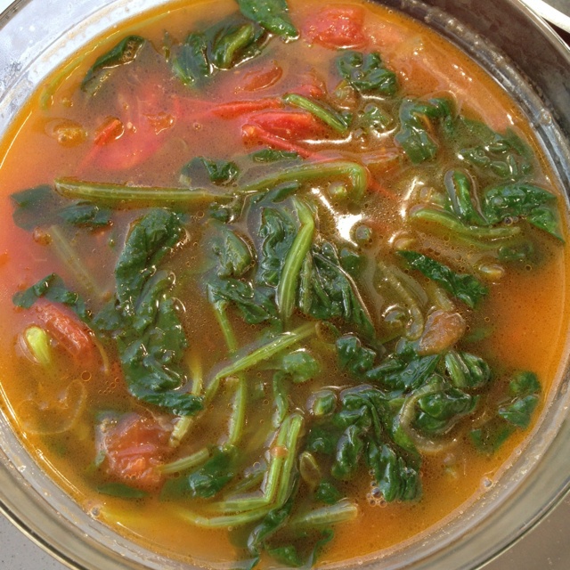 番茄鸡蛋菠菜汤