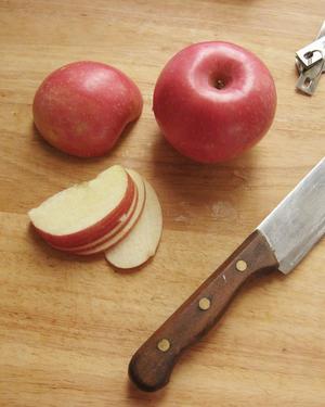 《核桃肉桂苹果派》的做法 步骤10