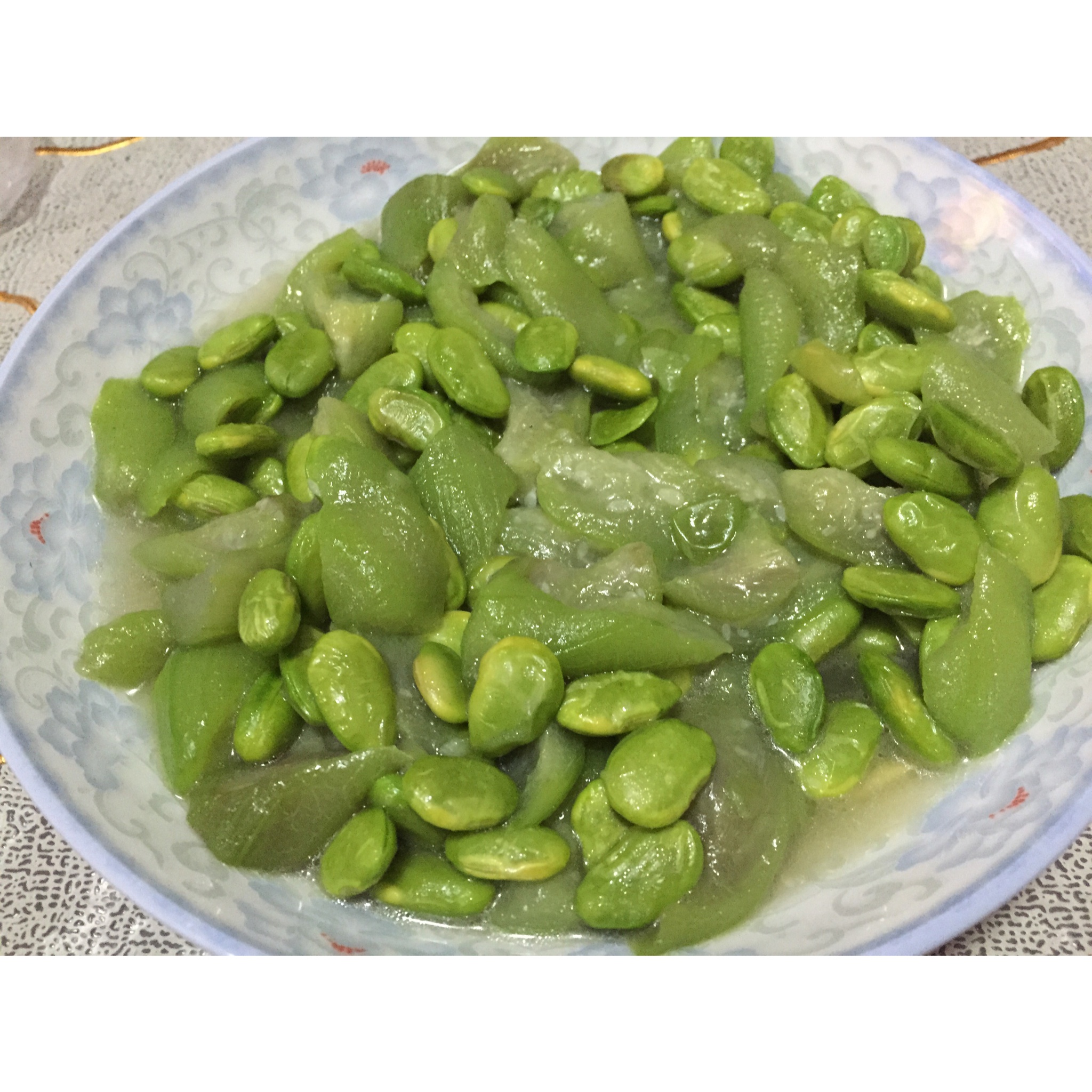 炒毛豆丝瓜