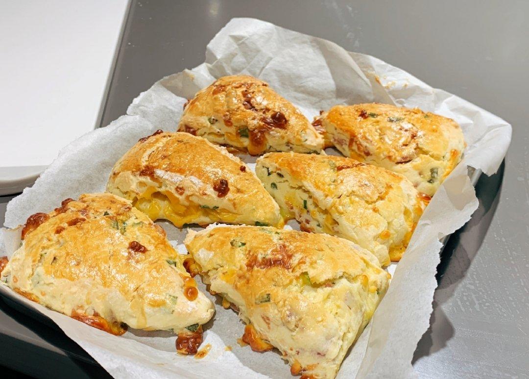 超级好吃的咸味司康Savoury Scones