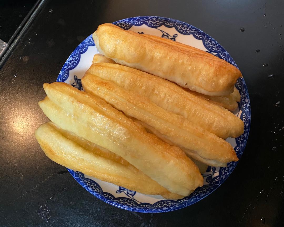 家庭版自制小油条的做法
