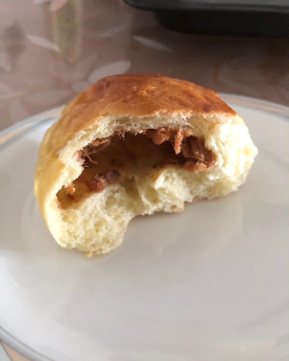 超好吃的肉松面包