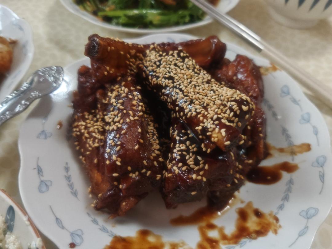 糖醋排骨（试验多次的最佳口感）