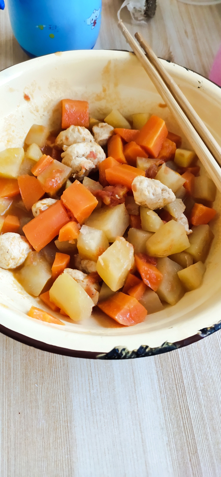 适合宝宝吃的胡萝卜炖土豆的做法