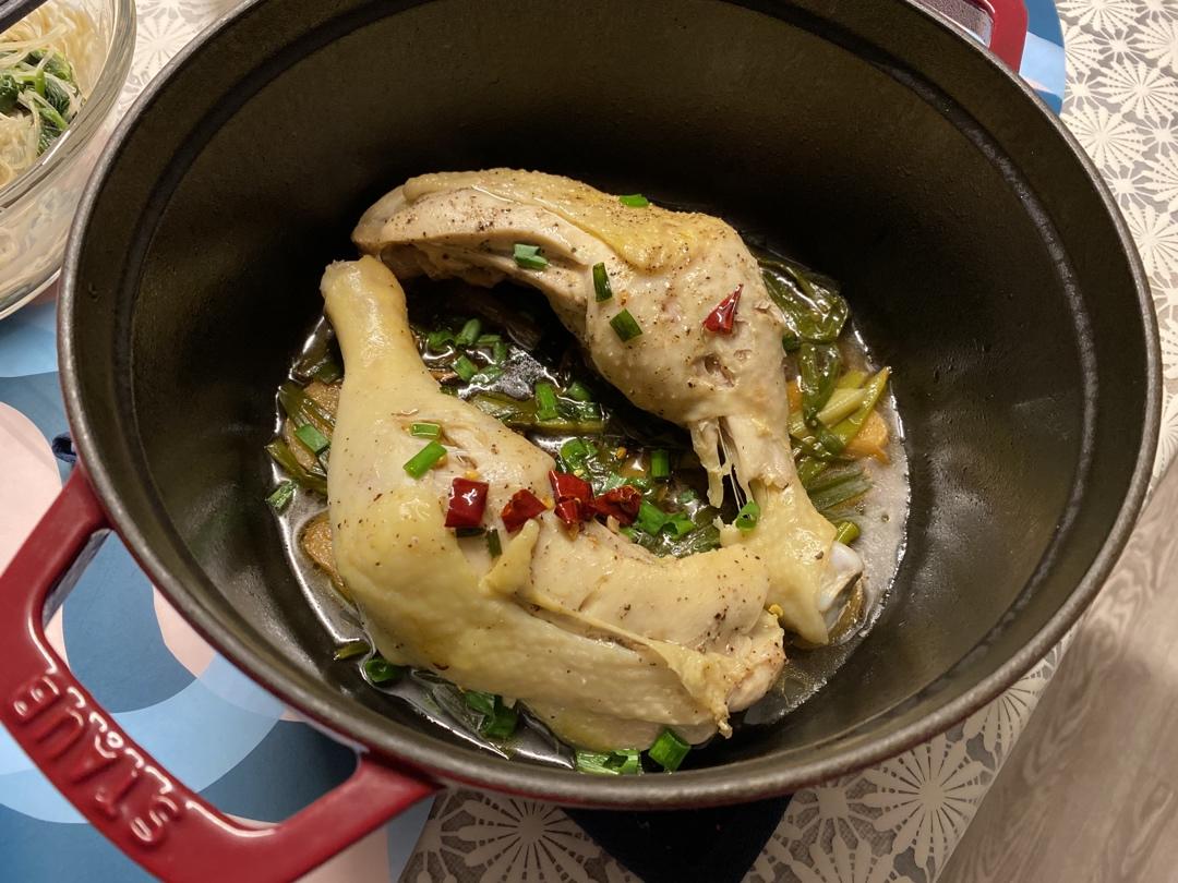 无水葱油童子鸡 (铸铁锅版)