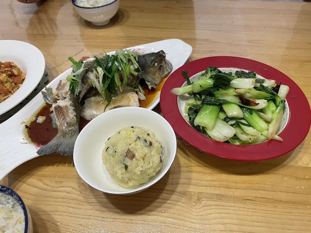 10分钟做 清蒸鲈鱼 （附切鱼图解）