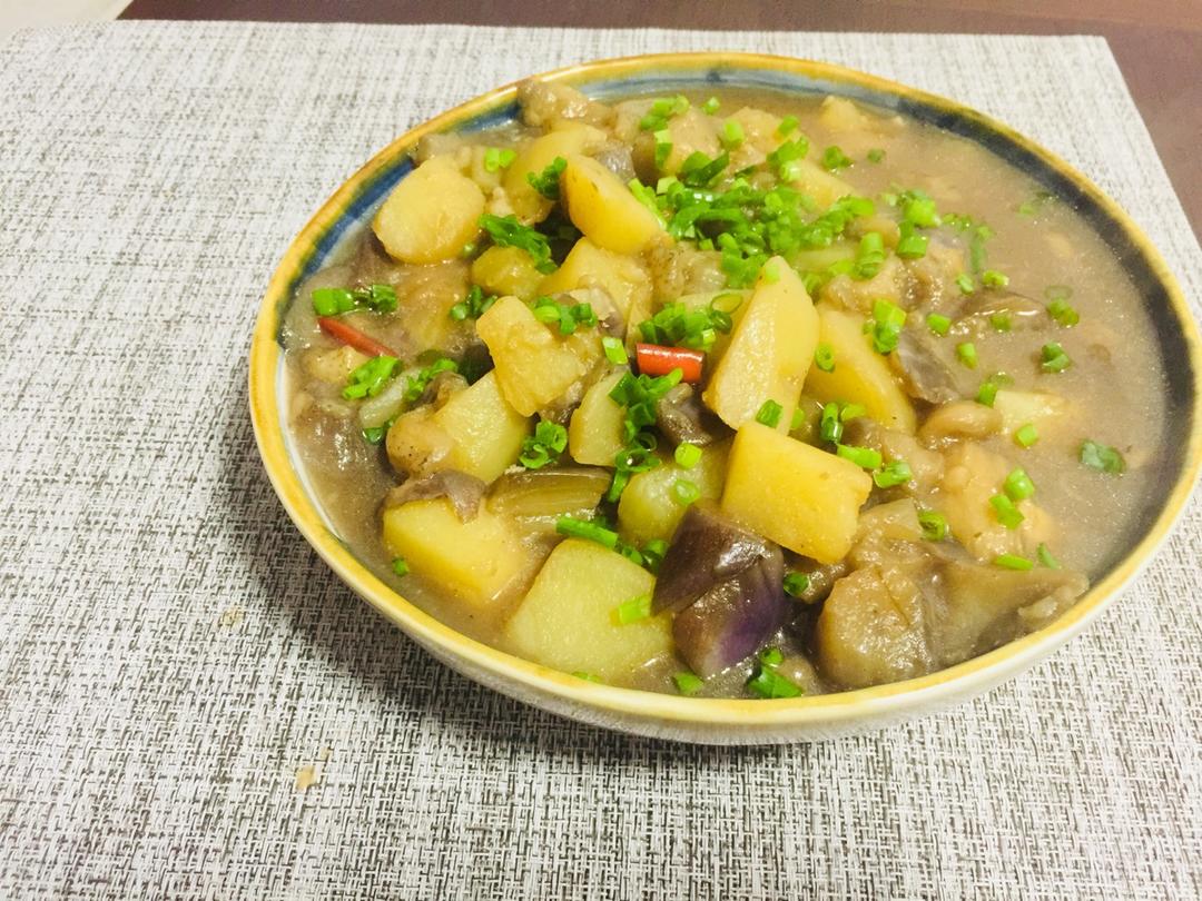 家常菜 茄子炖土豆 懒猴星做的茄子炖土豆                  综合评分