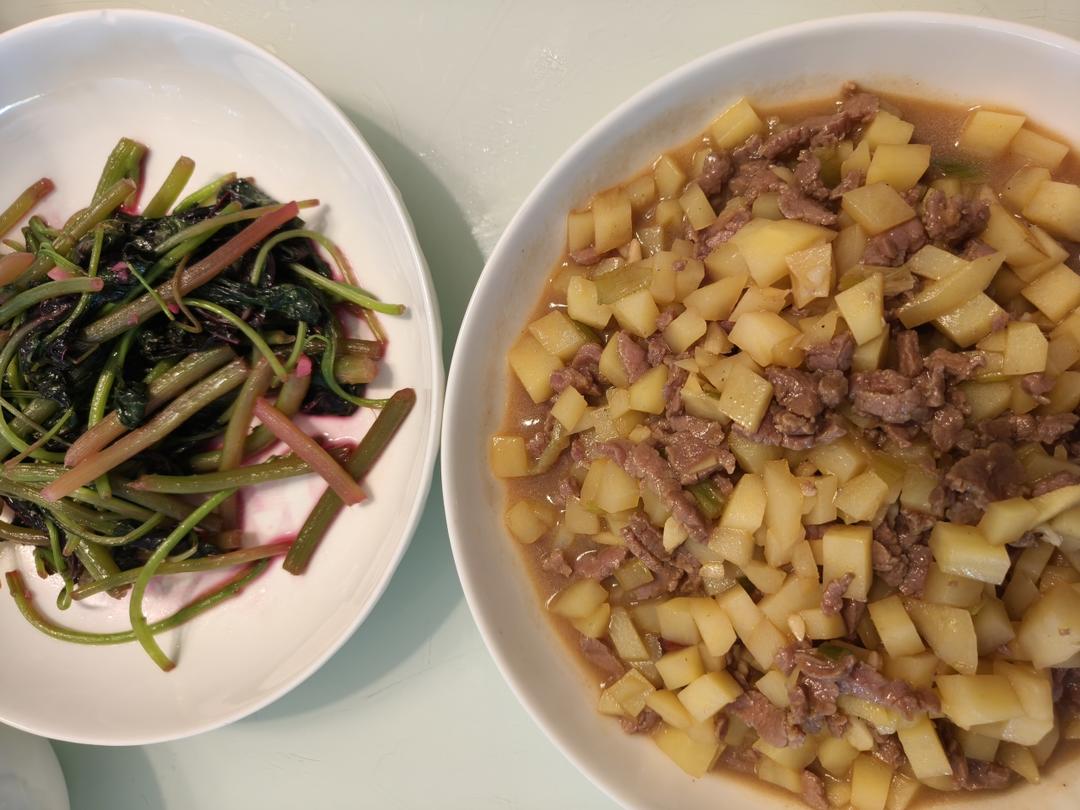 【多汁麻辣牛肉末烧土豆】-15分钟搞定的下饭菜