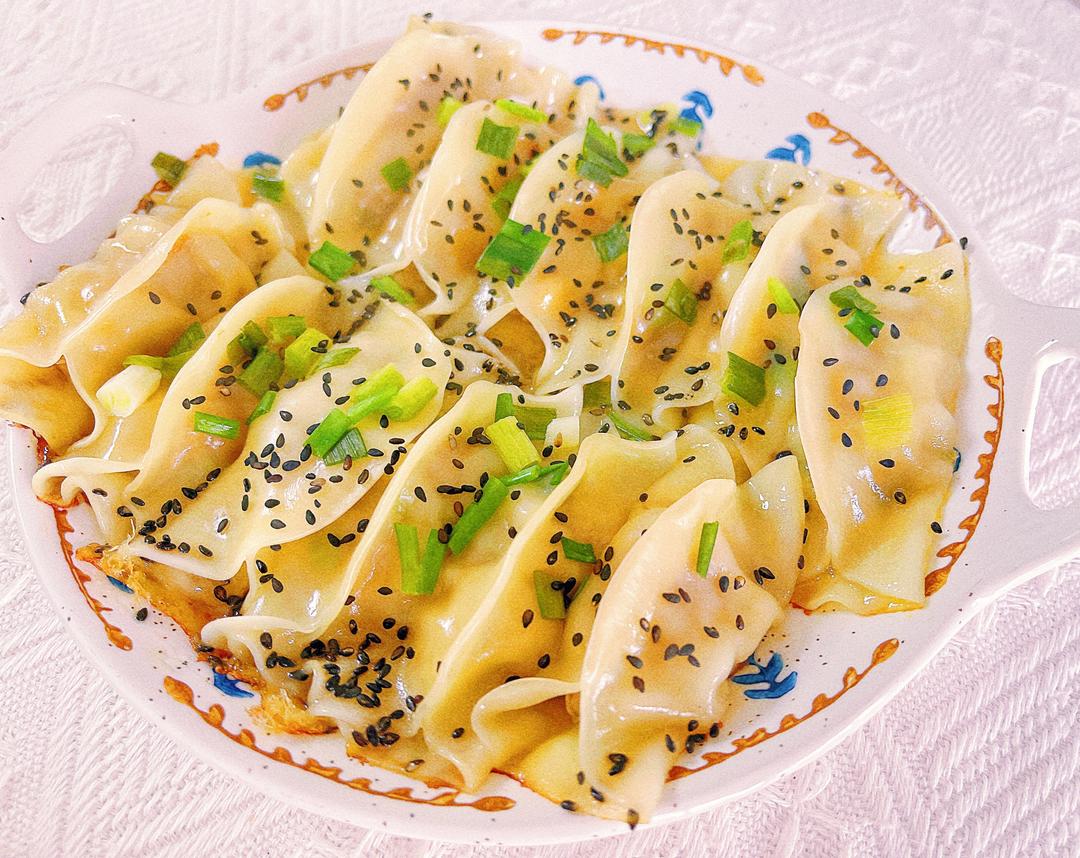 零失败白菜猪肉锅贴