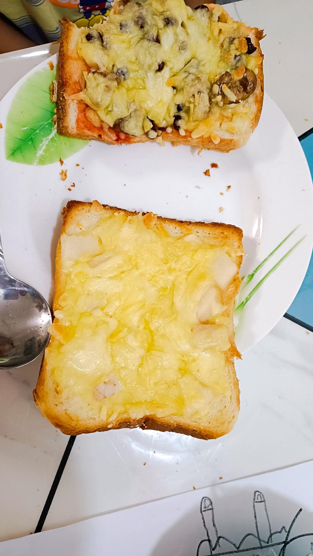 早餐快手面包片披萨