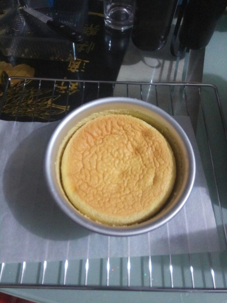 纸杯蛋糕 8寸戚风蛋糕的量