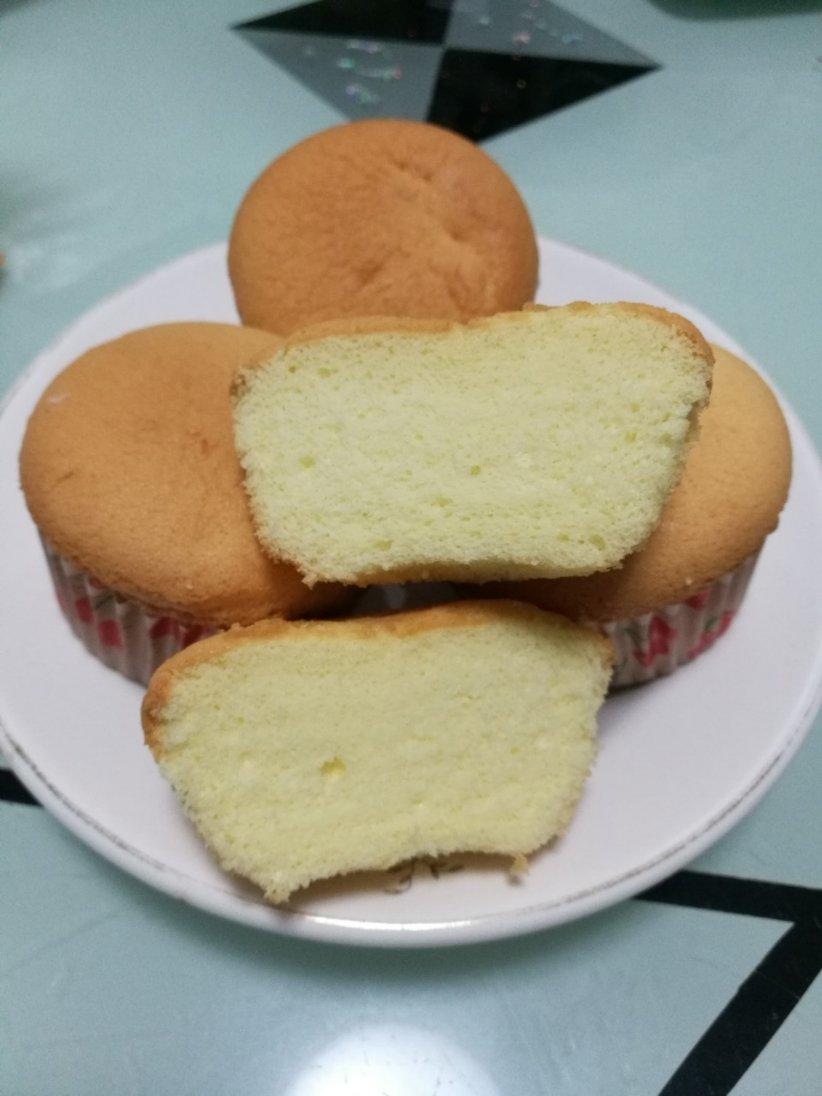 【香兰世家】一口一个，尽是甜蜜——无水蜂蜜蛋糕