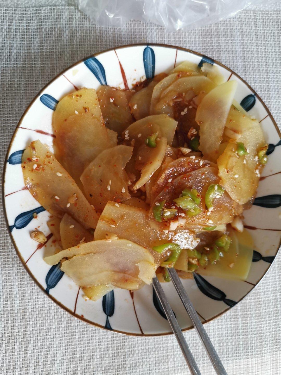 5分钟搞定，酸辣开胃凉拌土豆片‼️巨解谗