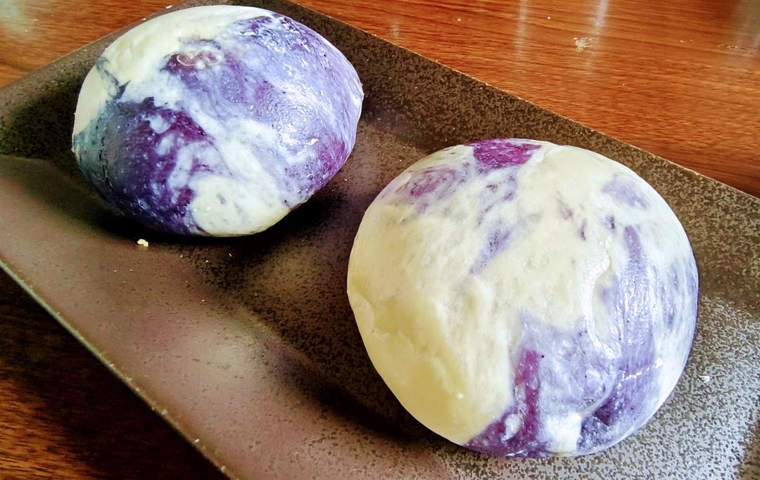 流浪地球麵包 (流心奶皇湯圓餡)