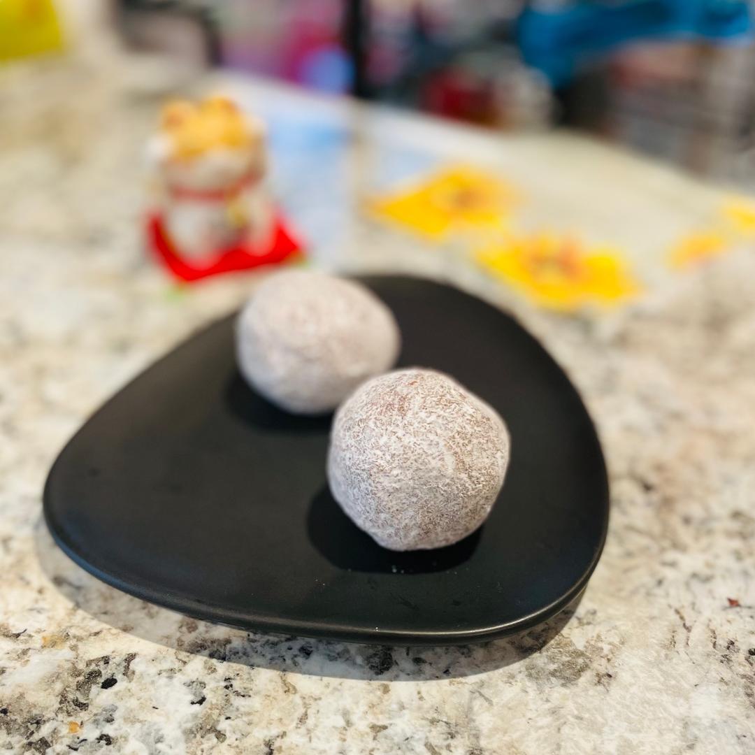 不需要烤箱的简单圣诞甜品朗姆球rum ball的做法