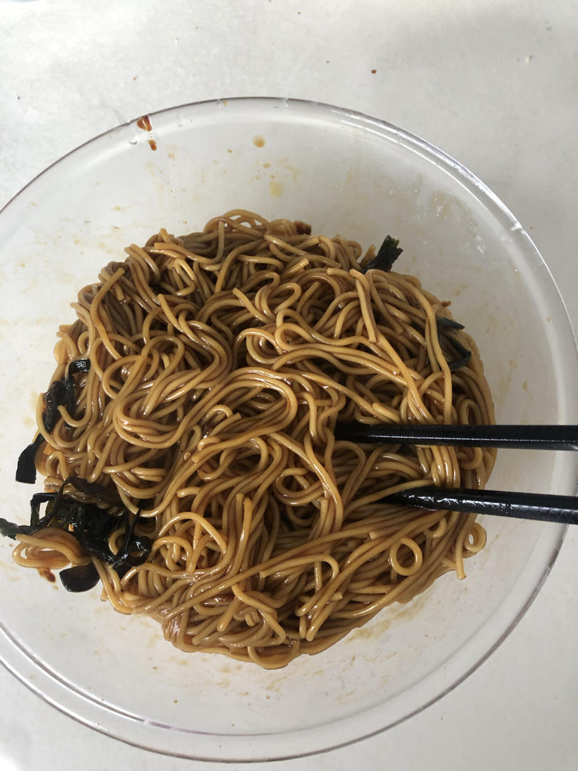 10分钟搞定的一碗葱油拌面