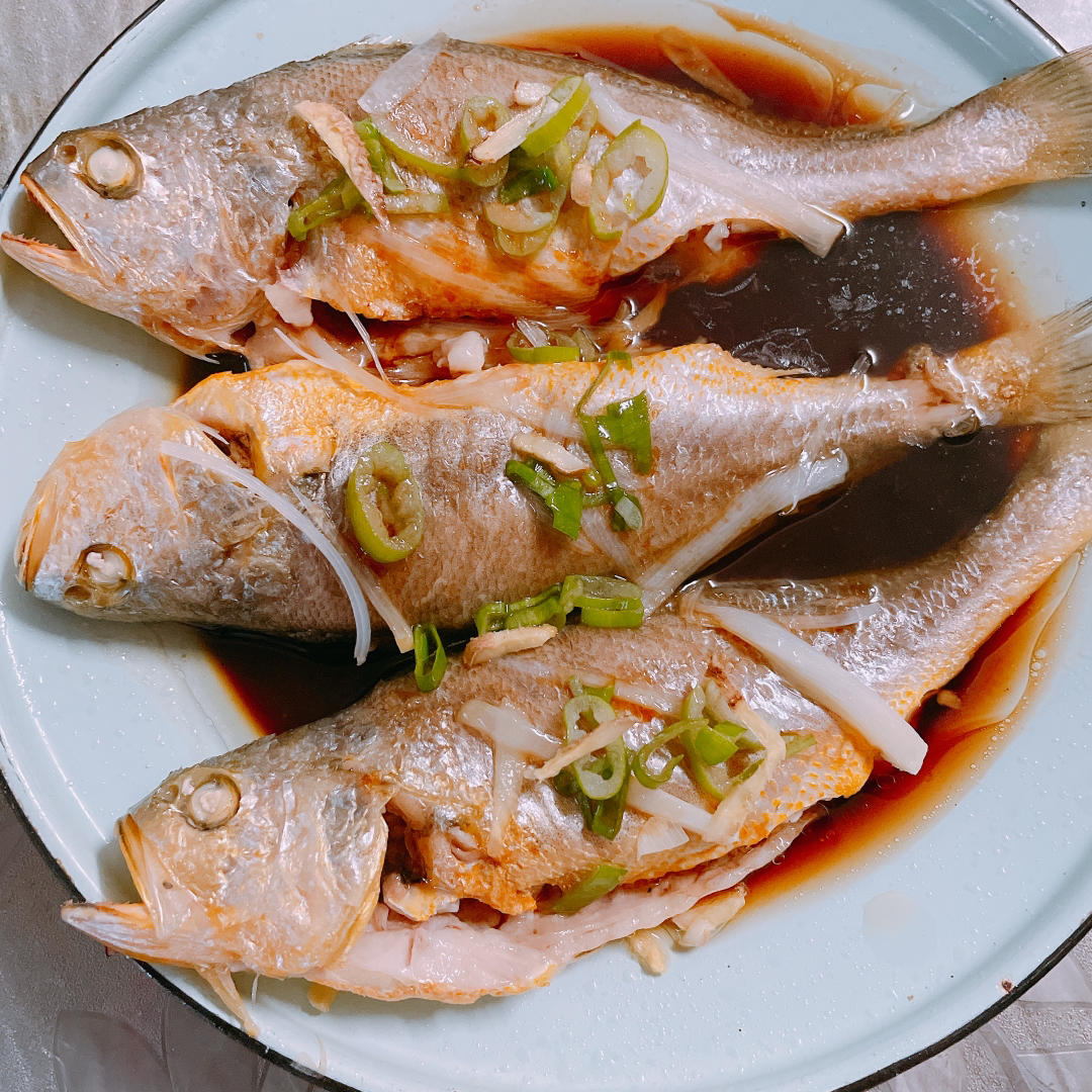 清蒸黄花鱼【北鼎蒸炖锅食谱】
