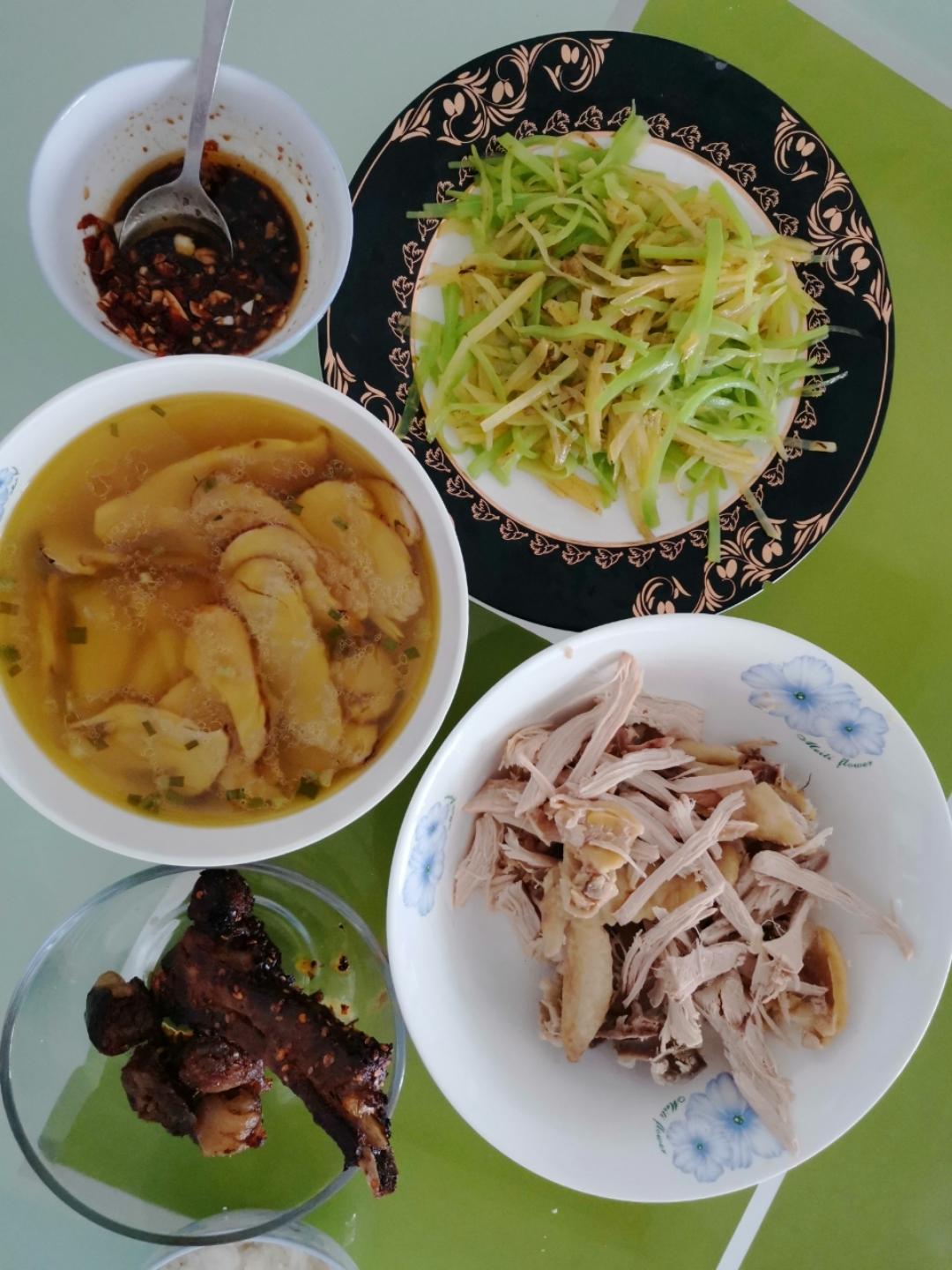 松茸鸡汤