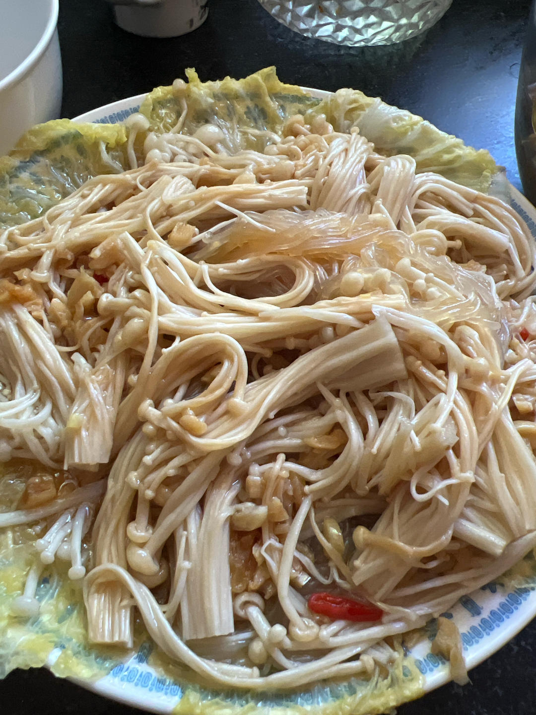 懒人下饭神器，蒜蓉蒸粉丝金针菇娃娃菜