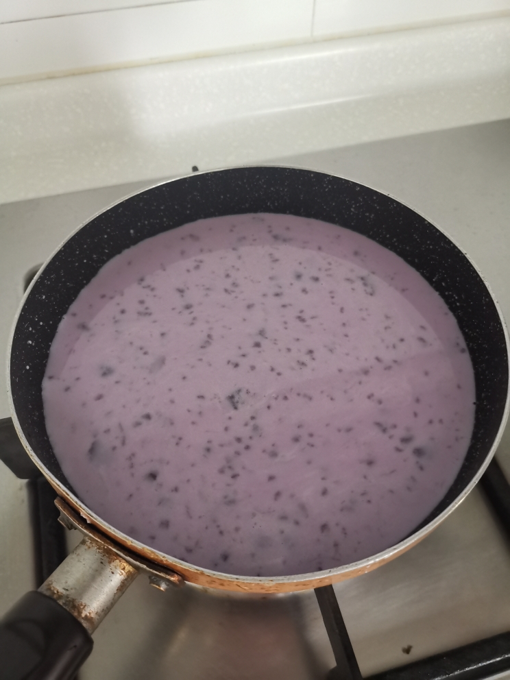 小白做紫薯甜品2（牛奶紫薯小方）的做法 步骤5