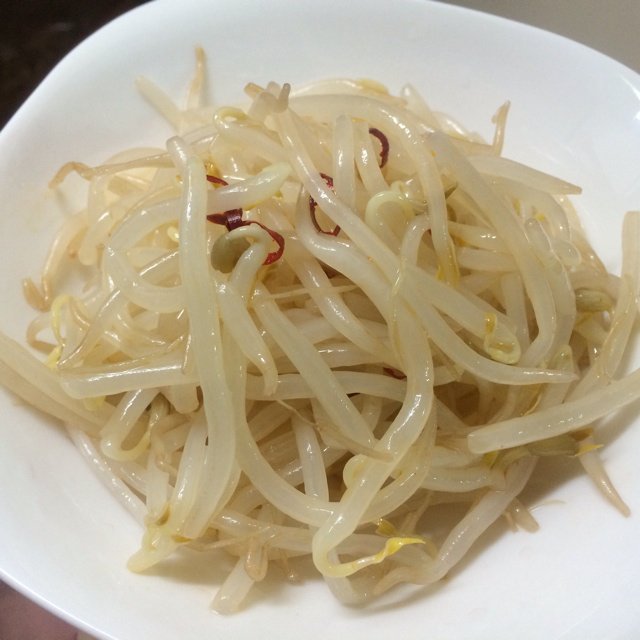 凉拌豆芽