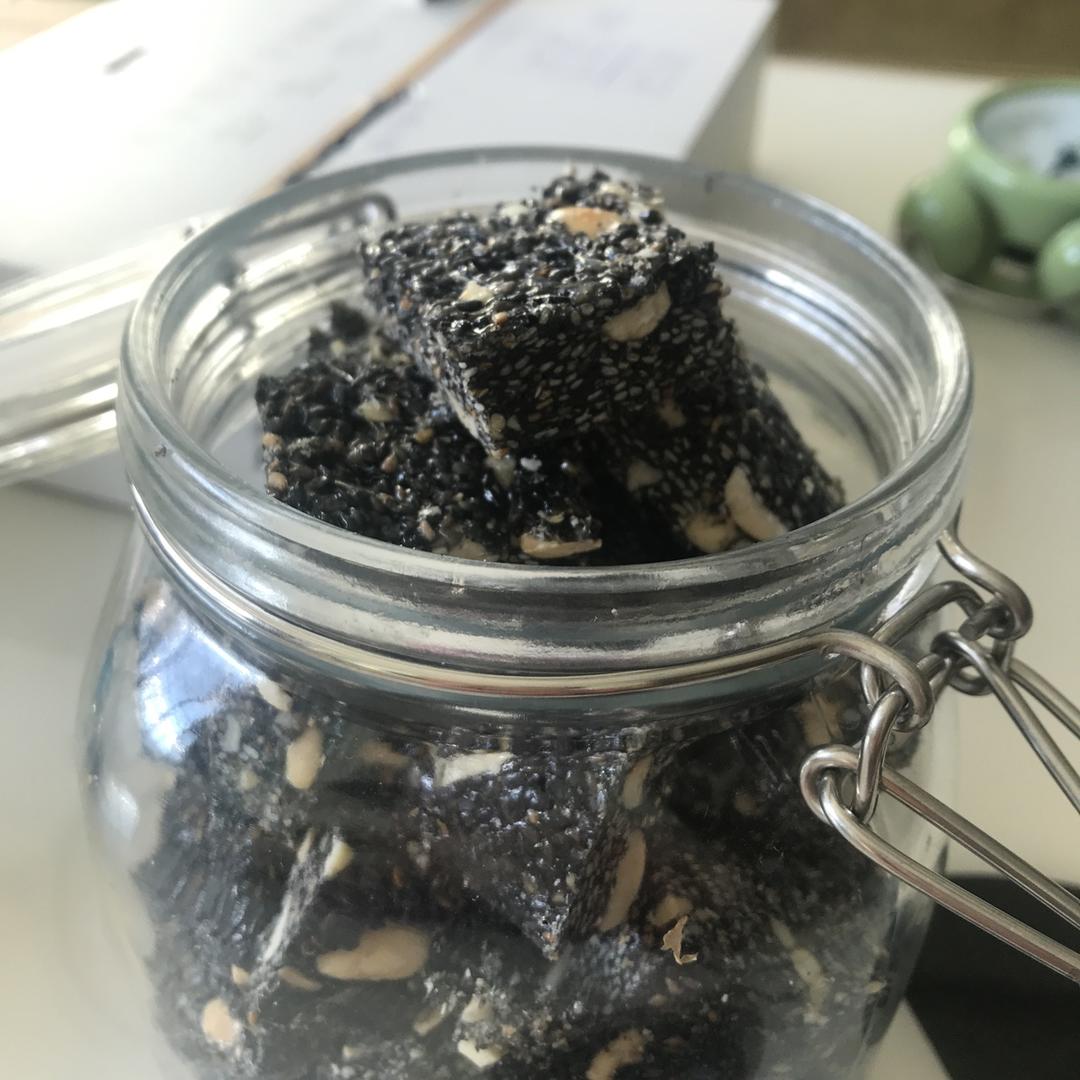 黑芝麻花生糖