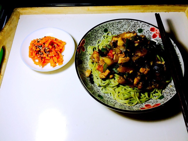 茄子肉丁打卤面