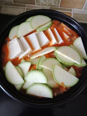 家常版韩式辣白菜豆腐汤的做法 步骤6