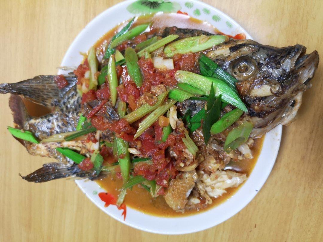 家常红烧鱼