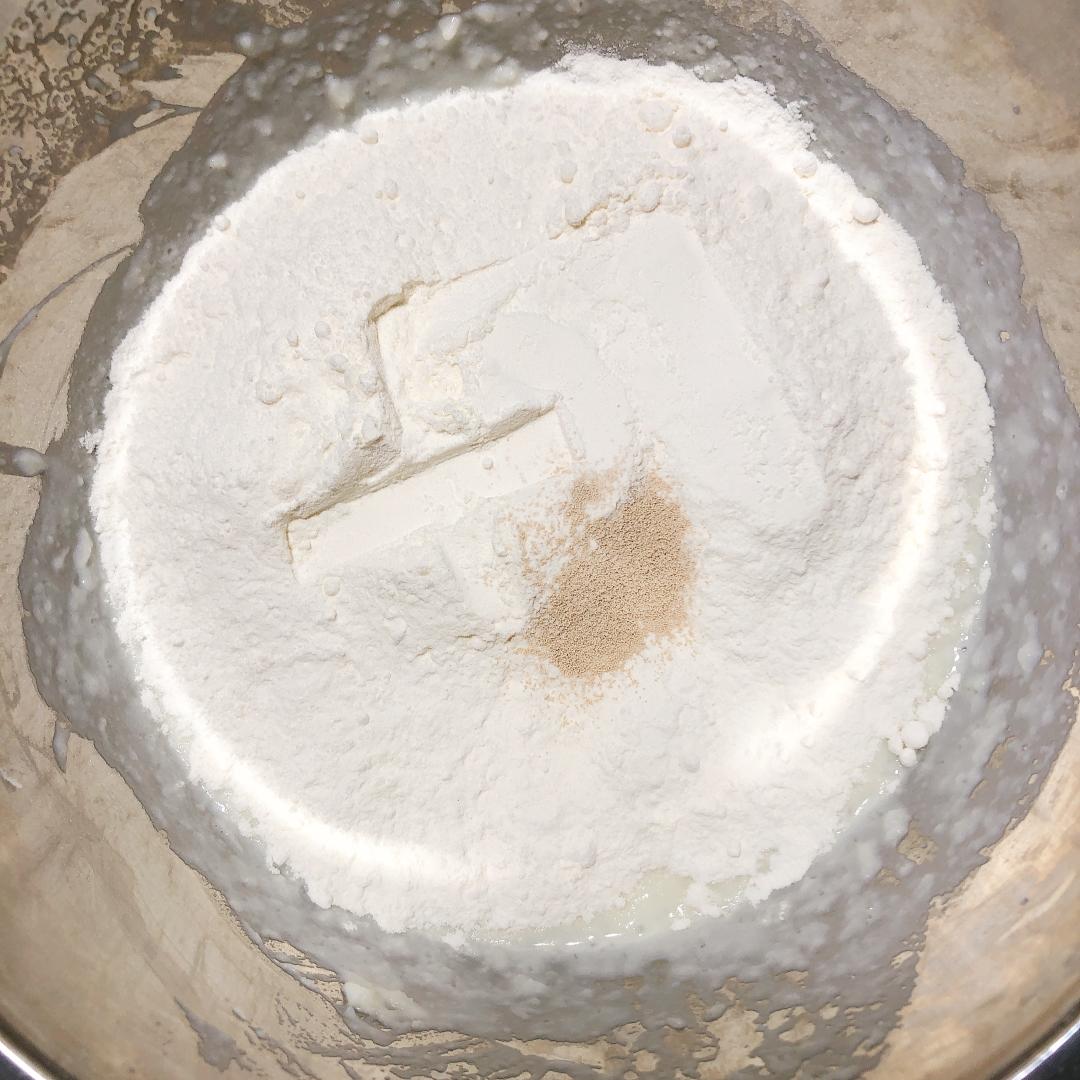 纯奶手撕吐司的做法 步骤1