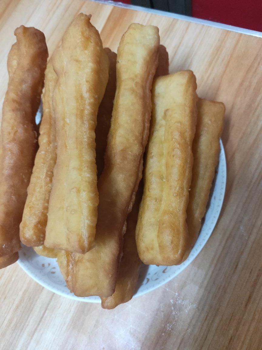 奶香空心大油条 蓬松酥脆各个空心 附细节视频详解