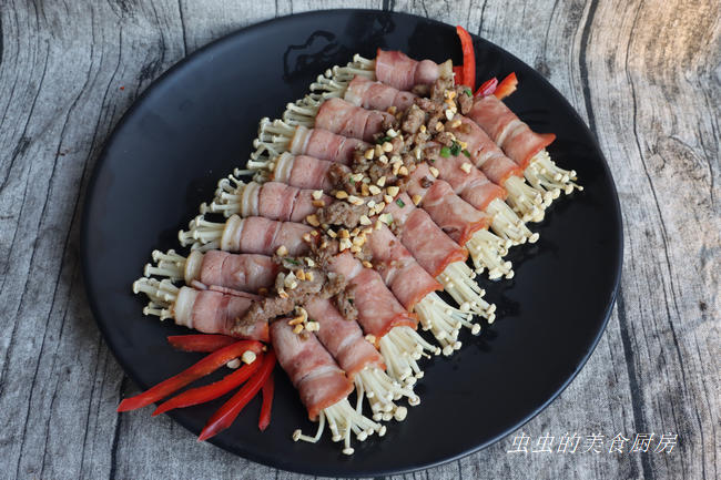 爆竹迎春：菌菇培根卷的做法