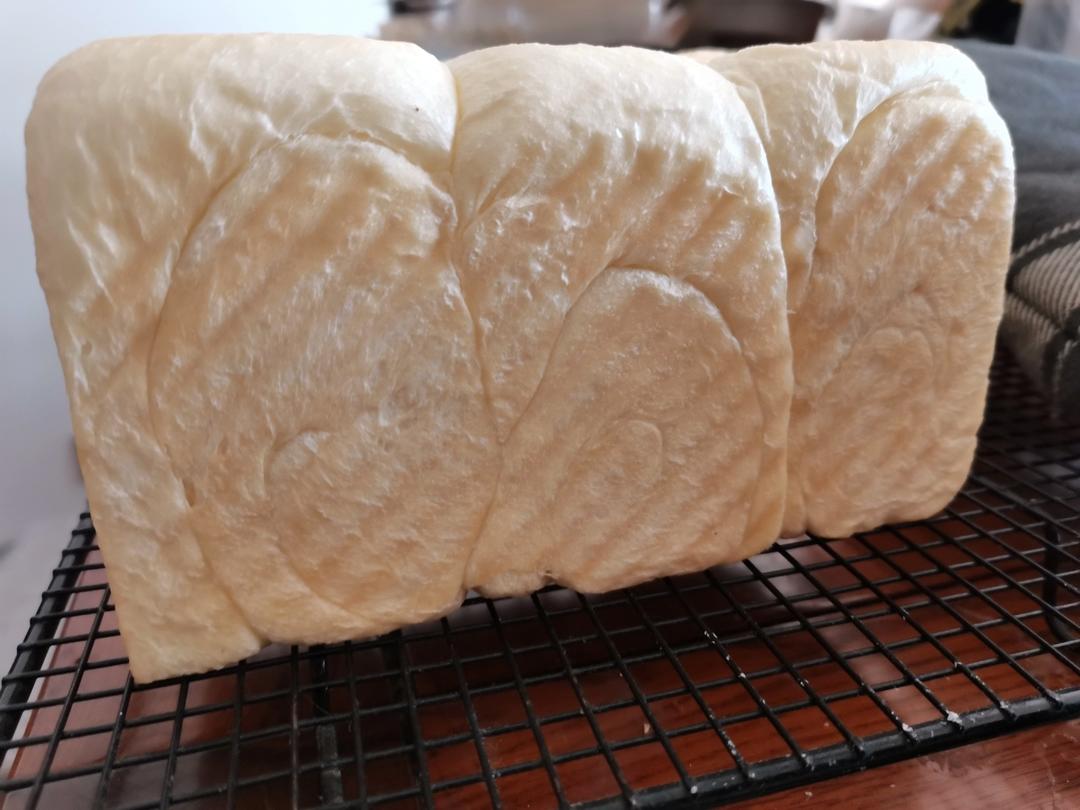 白吐司｜低油低糖·烫种法