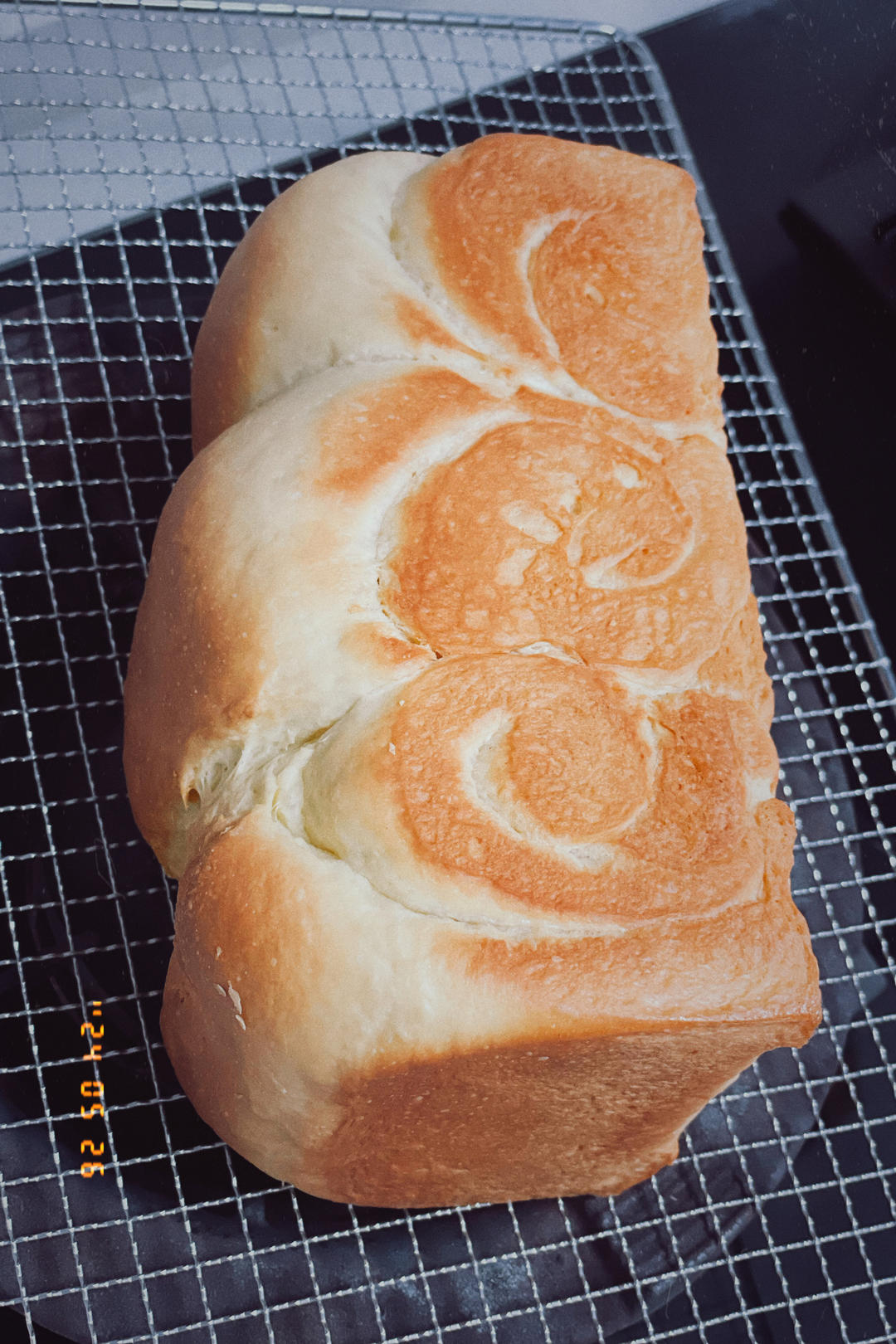 奶香纯粹的重料淡奶油吐司