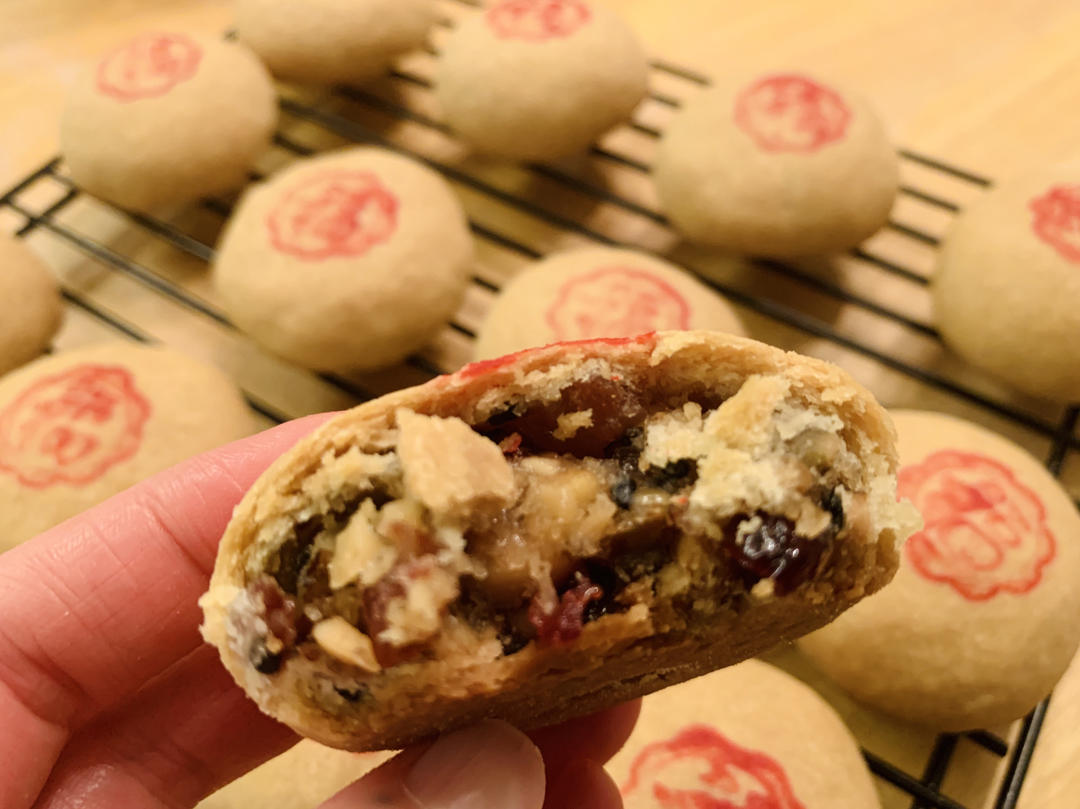 玫瑰云腿月饼