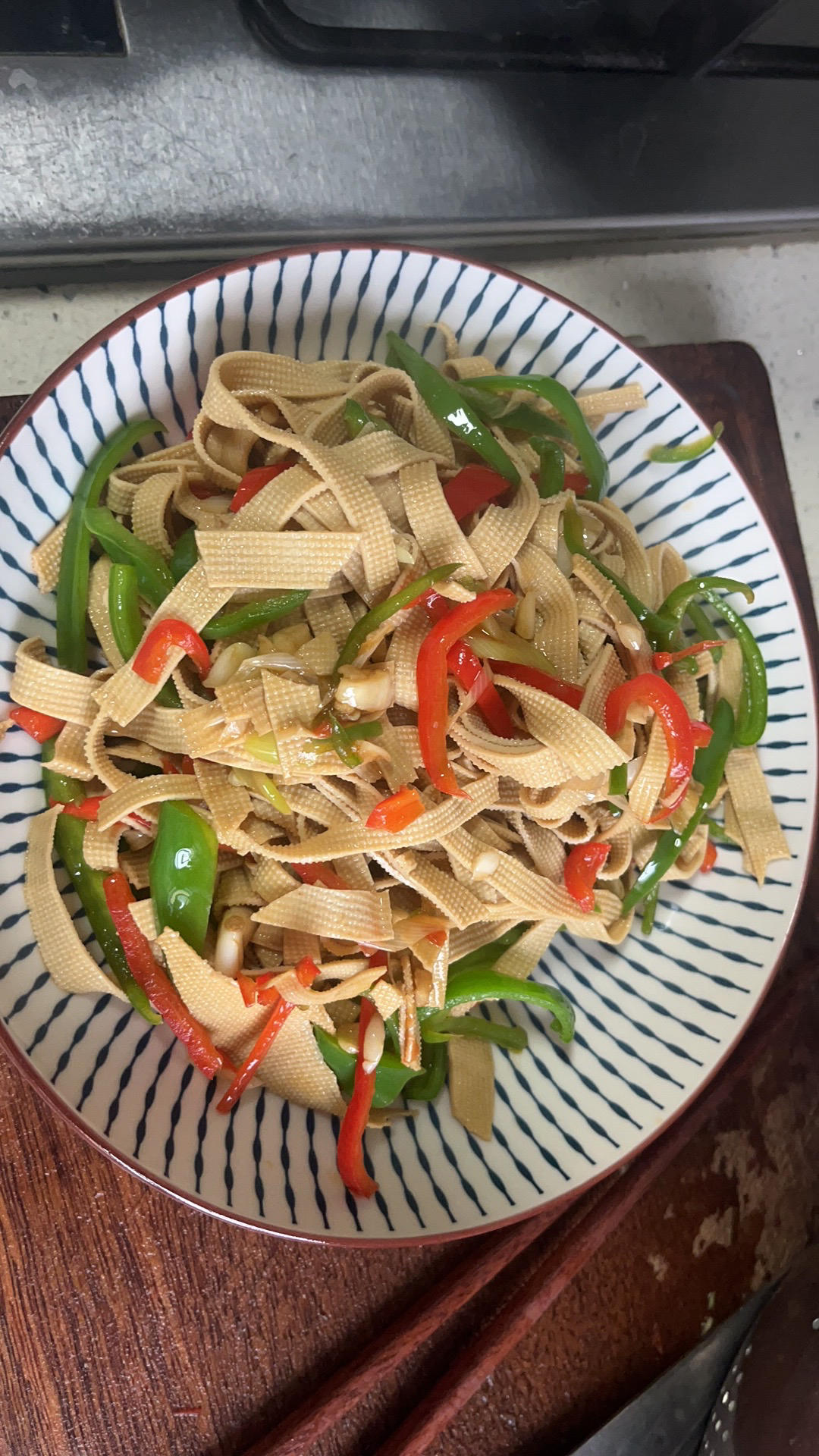 色香味俱全～炒豆皮