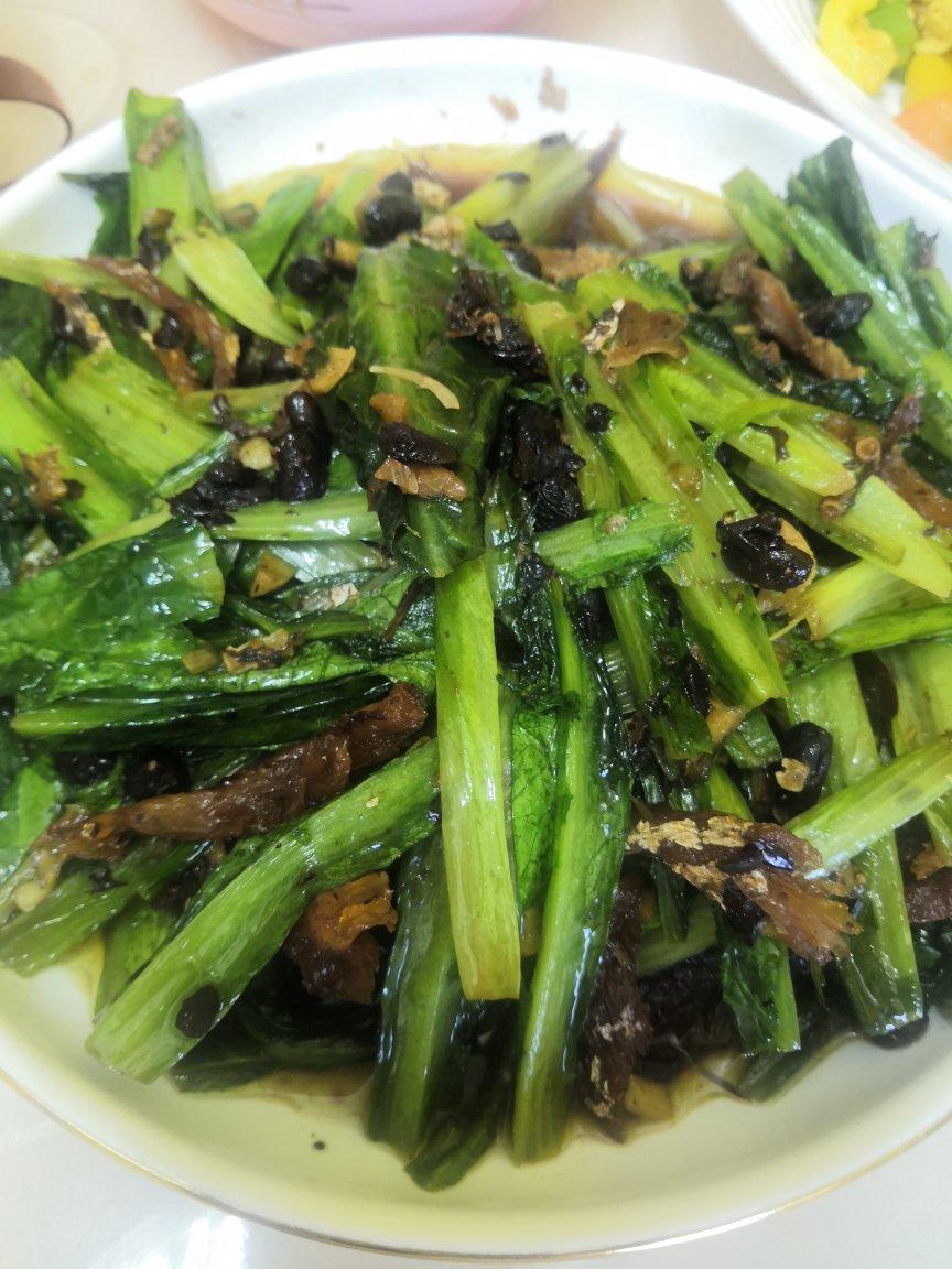 家常菜豆豉鲮鱼油麦菜