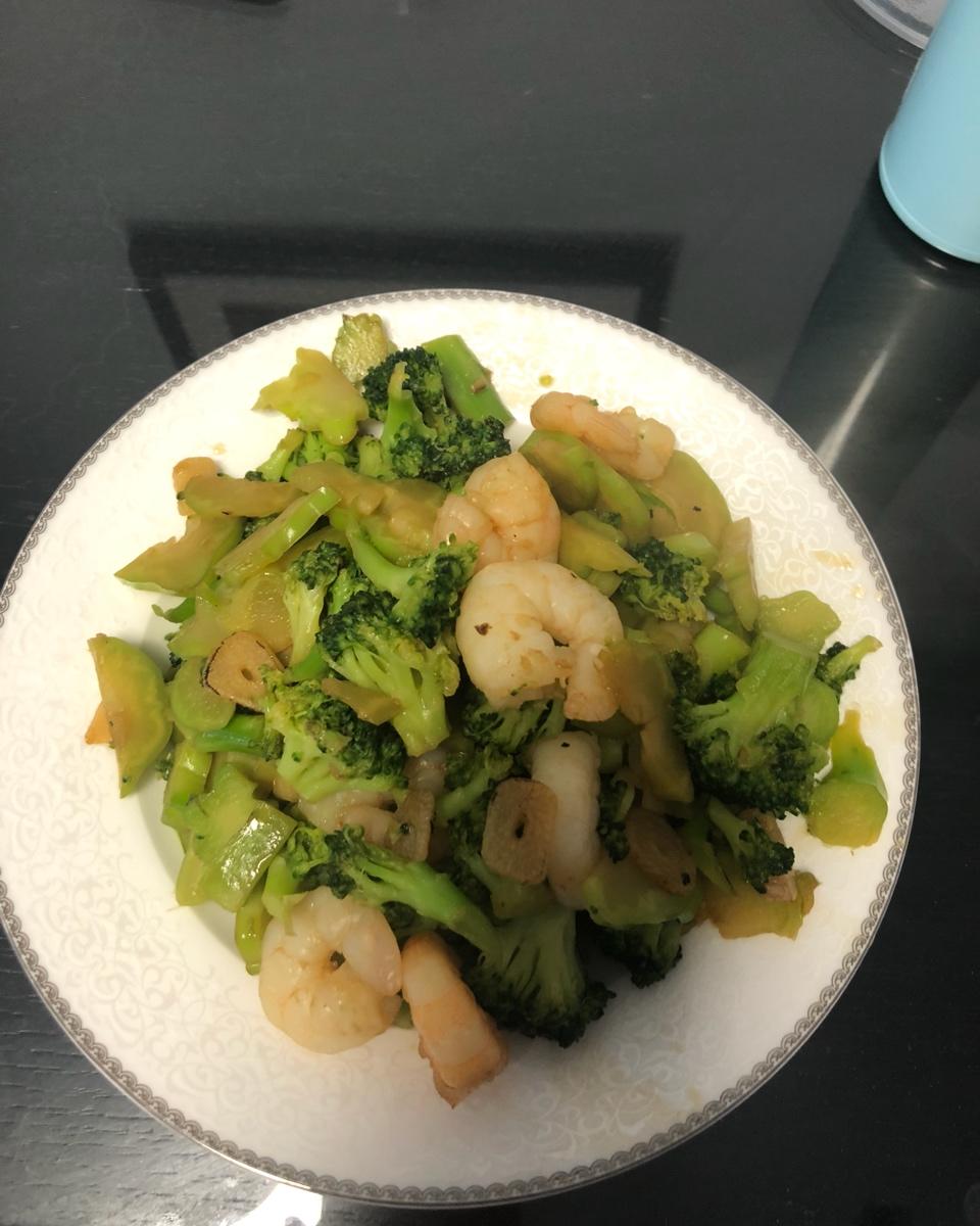 西兰花炒虾仁🍤