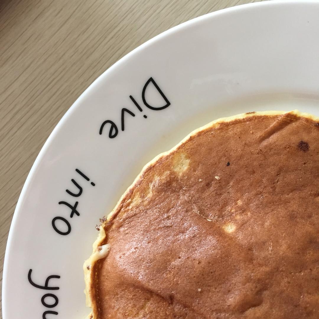 【减脂早餐】无油香蕉松饼（超简单）