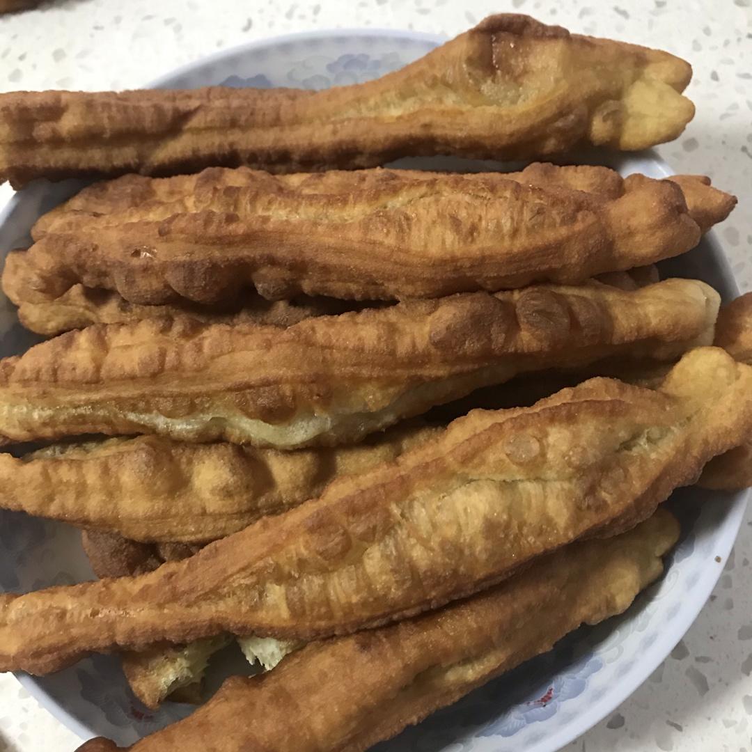 自制蓬松酥脆大油条