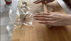 豆沙馅老婆饼制作的做法 步骤8
