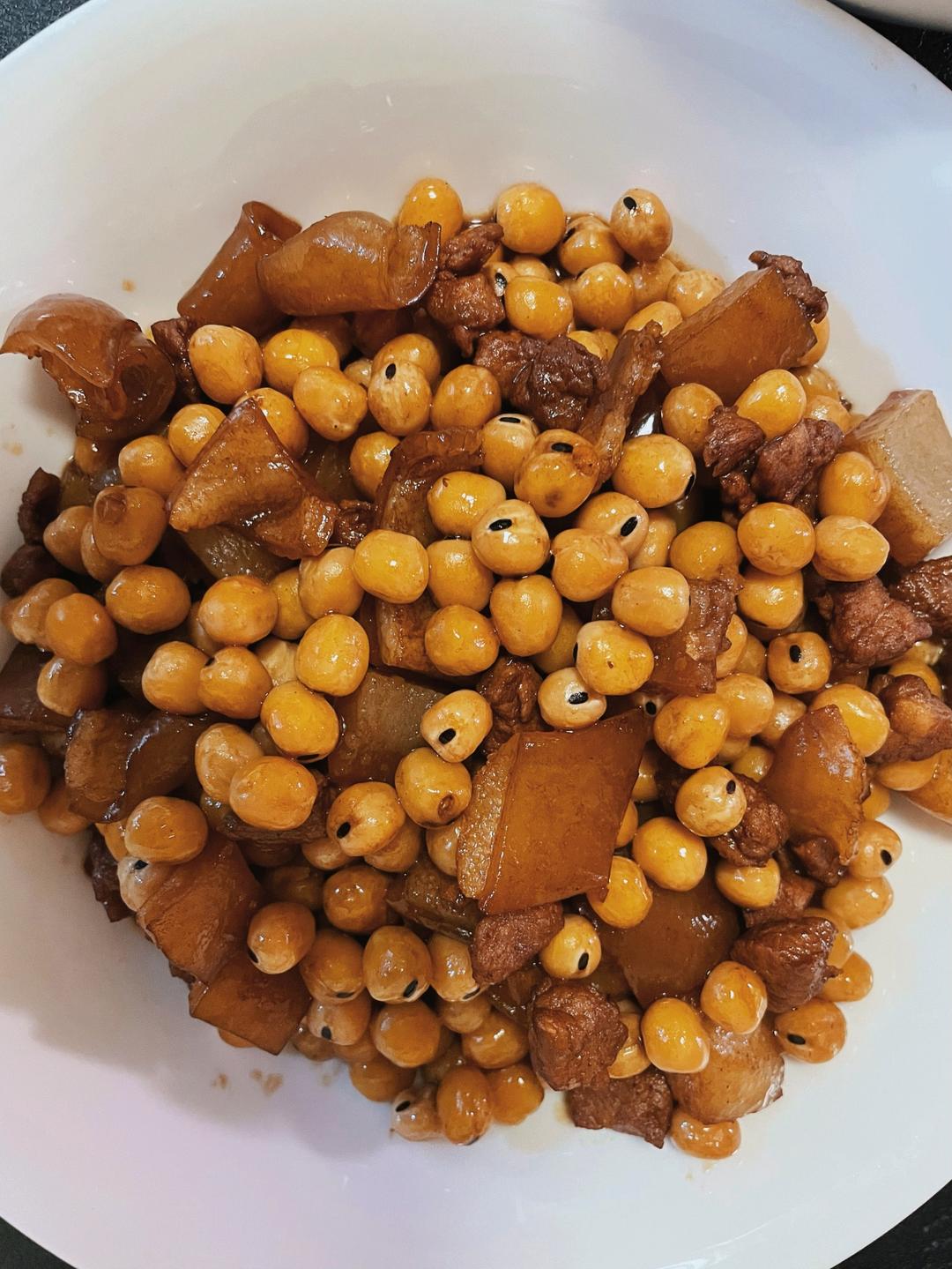 酱肉皮炒黄豆