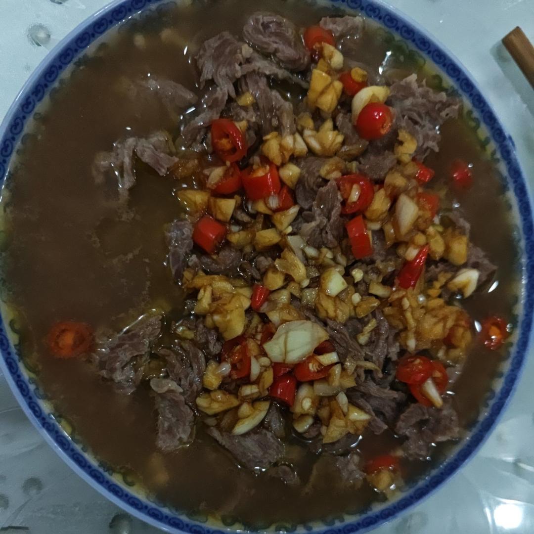 金针菇嫩牛肉